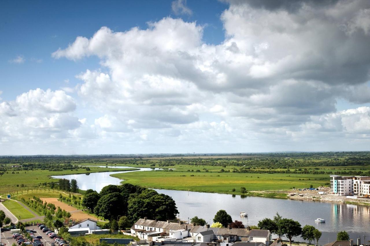 Sheraton Athlone Hotel Dış mekan fotoğraf