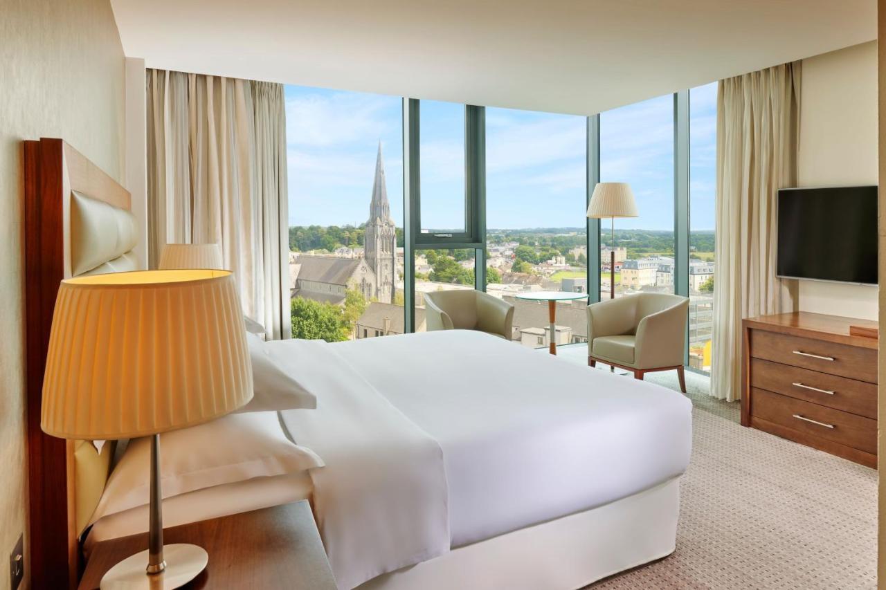 Sheraton Athlone Hotel Dış mekan fotoğraf