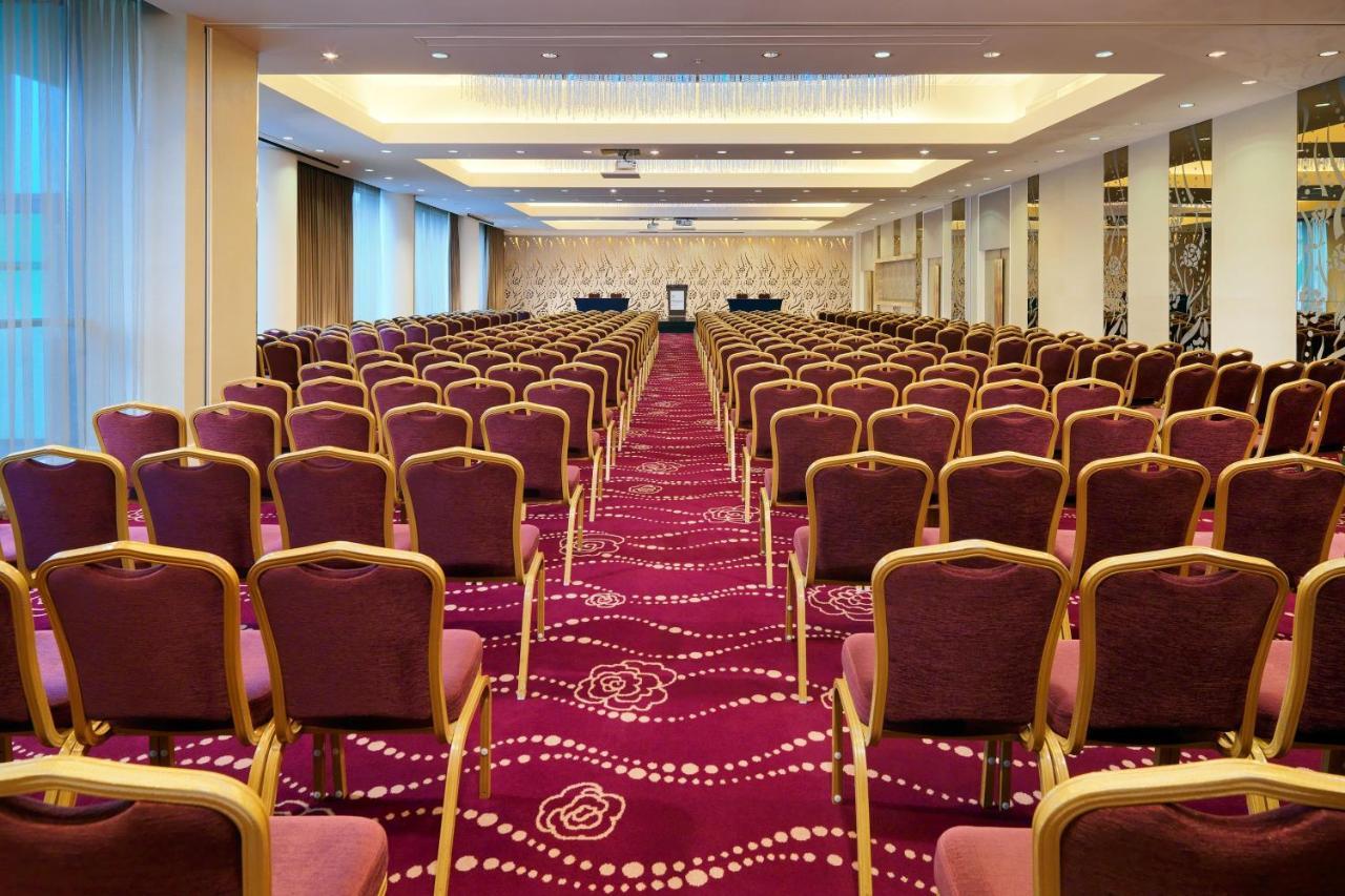 Sheraton Athlone Hotel Dış mekan fotoğraf