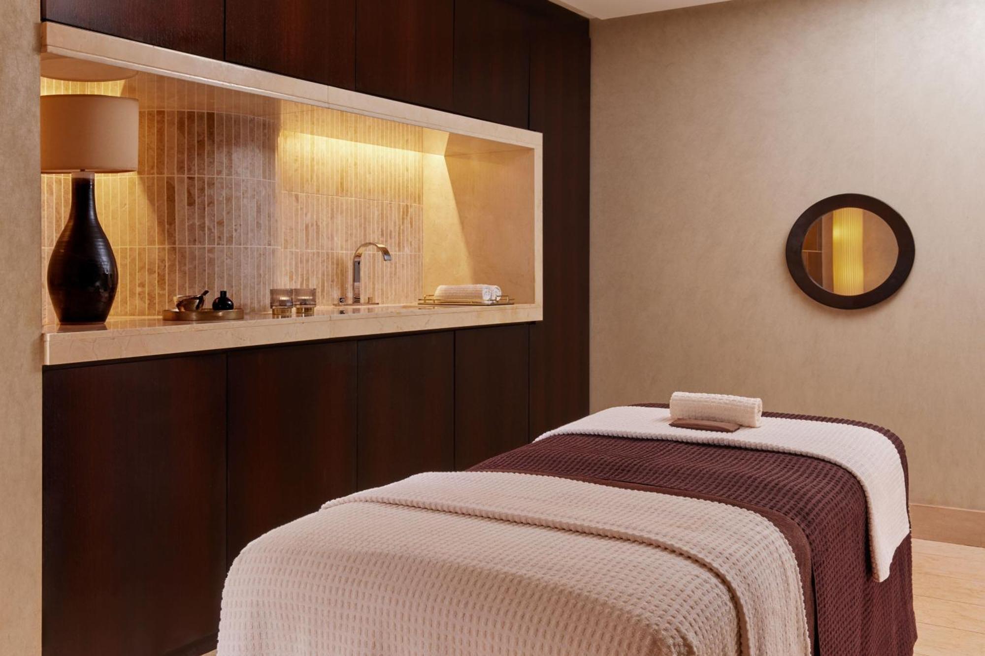 Sheraton Athlone Hotel Dış mekan fotoğraf