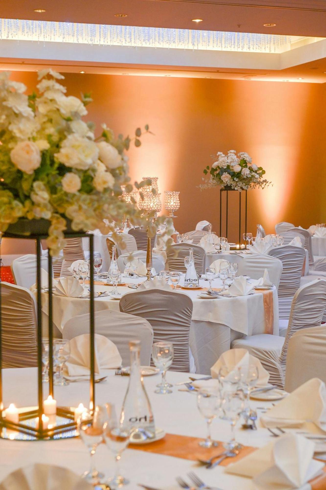 Sheraton Athlone Hotel Dış mekan fotoğraf